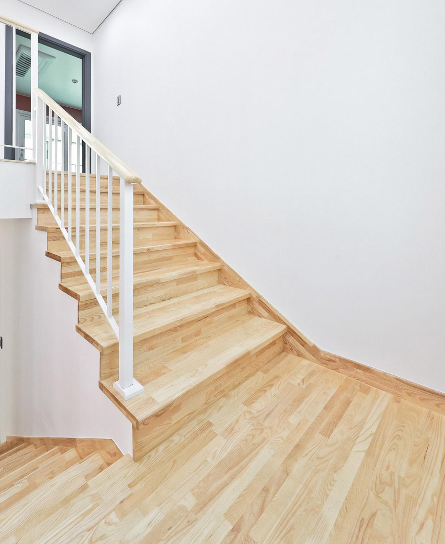 Stairs and flooring accessories
